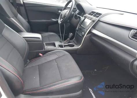 2017 Toyota Camry Se z USA, uszkodzony, nr VIN 4T1BF1FK5HU422917